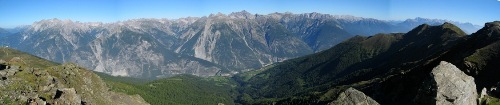 Blick vom Venetberg zurück auf die Lechtaler Alpen